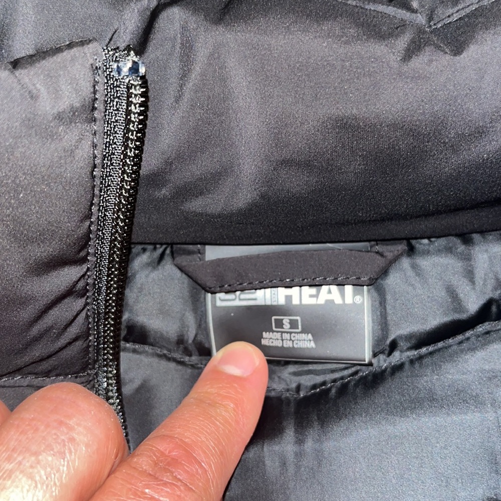 Puffer Jacket - Picture 2 of 3